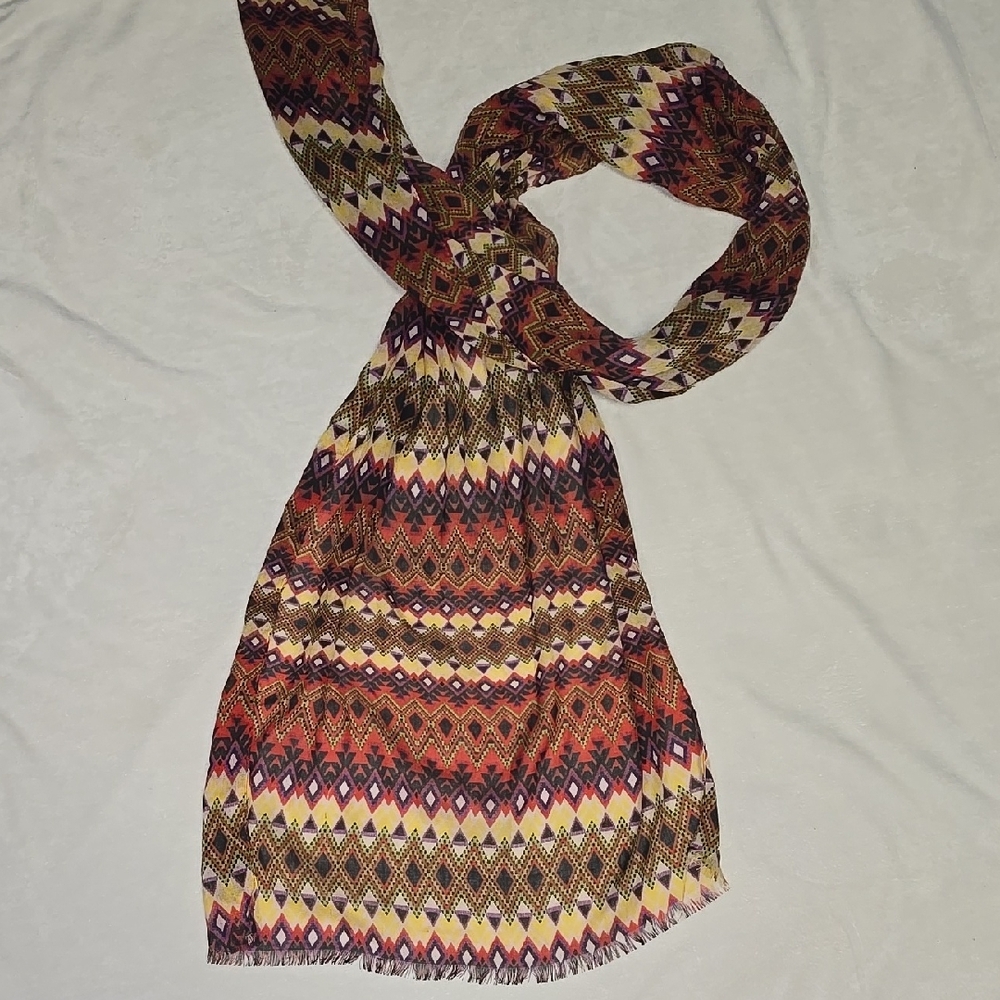 Multicolor Patterned Scarf